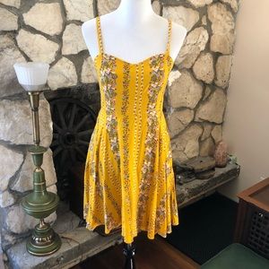 Sold - Sunny Yellow Floral Strappy Sundress with Swing Skirt & Sweetheart